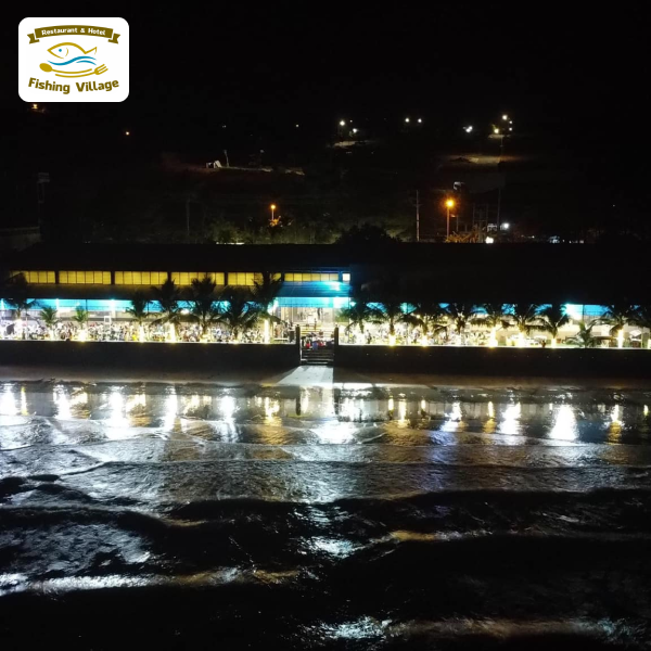 Nh&agrave; h&agrave;ng ngon ở Mũi N&eacute;